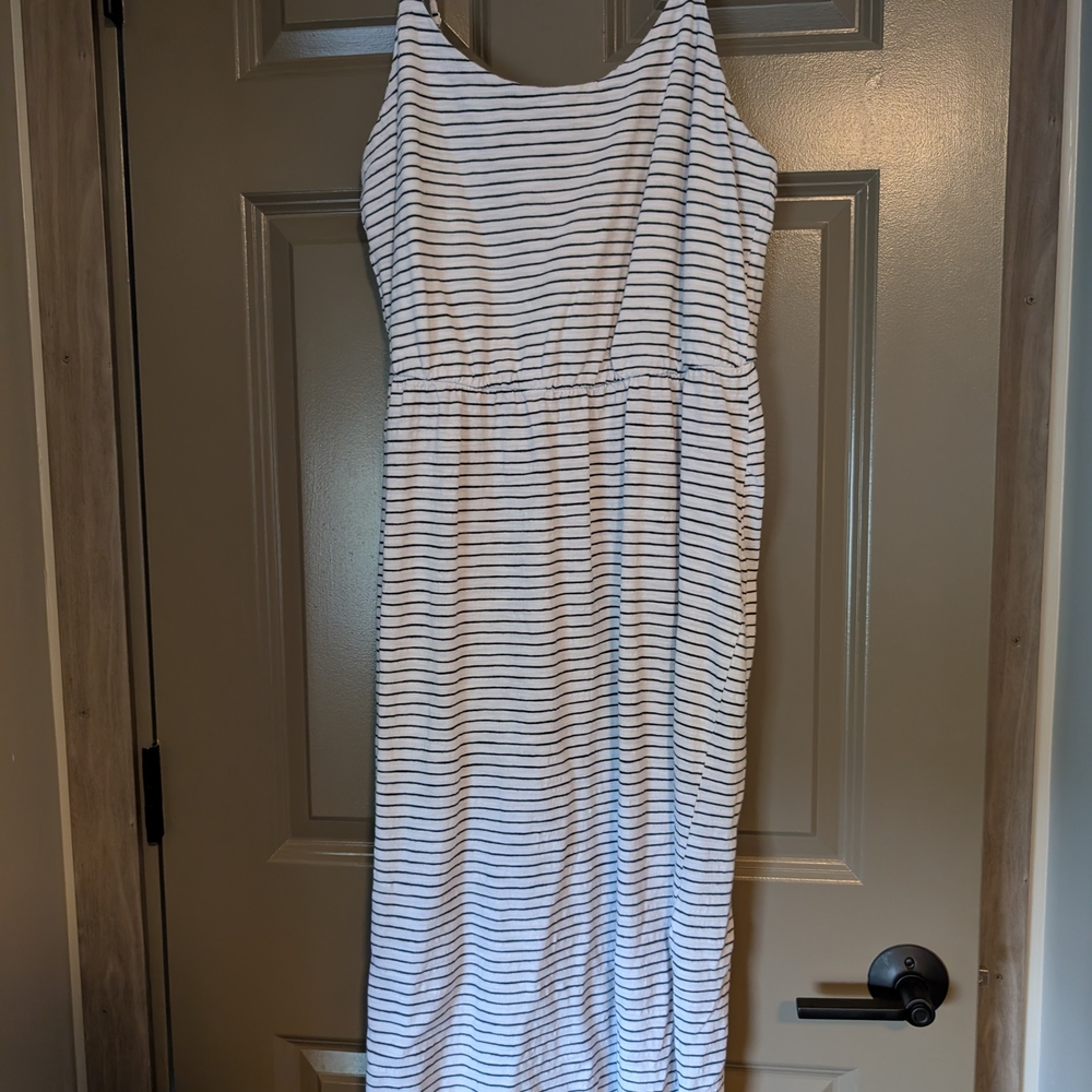 Old Navy Black and White Striped Top